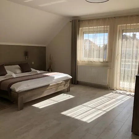 Judit Vendeghaz Bed & Breakfast Bük