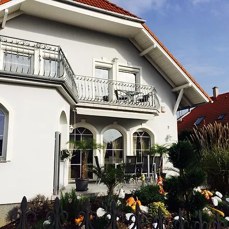 Bed & Breakfast Judit Vendeghaz Bük