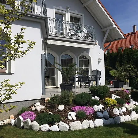 Judit Vendeghaz Bed & Breakfast 3*