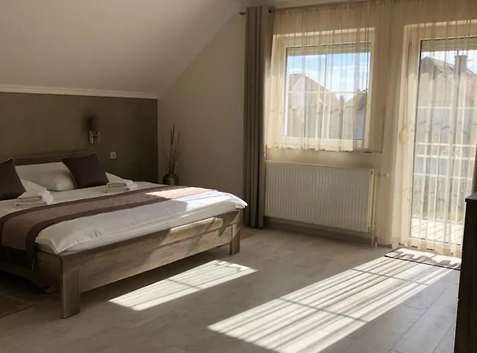 Judit Vendeghaz B&B Bük