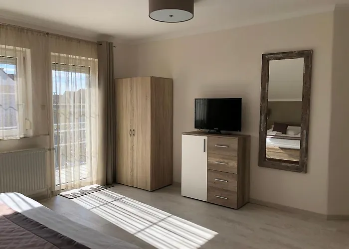 Judit Vendeghaz B&B 4*